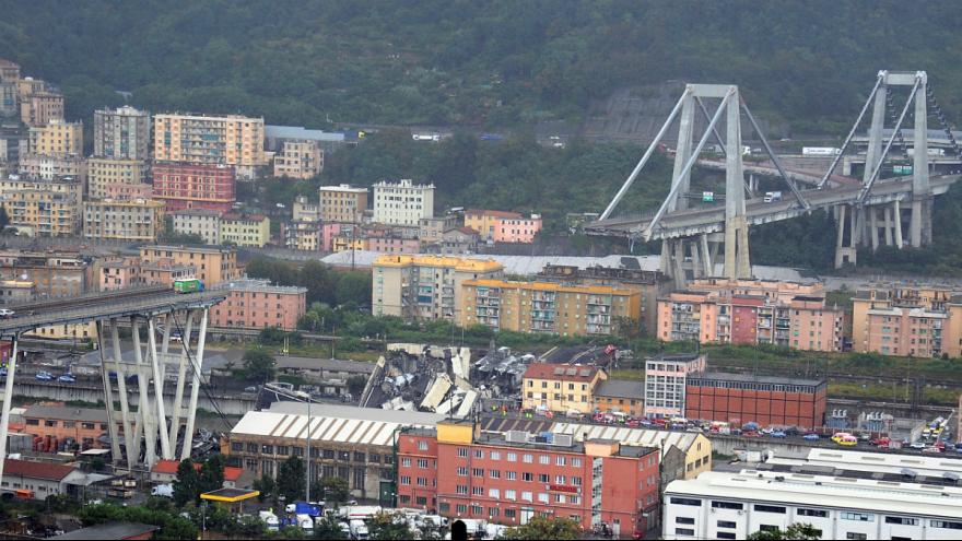 حادثه وحشتناک ریزش یک پل تاریخی در ایتالیا